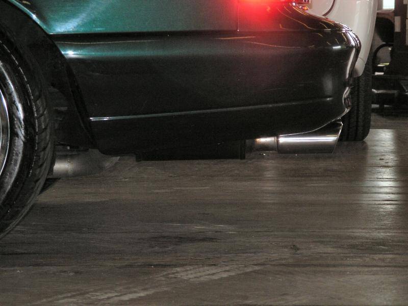 erics rerevised exhaust 03.jpg