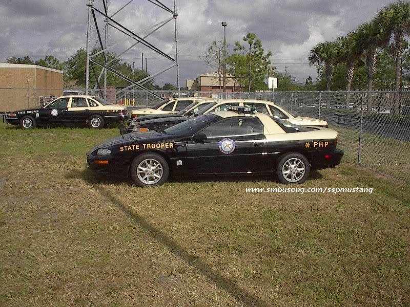 FHP_2002_B4C_Camaro_at_Troop_C_1.jpg