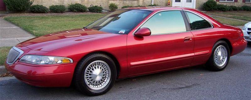 Front Left (Medium).jpg