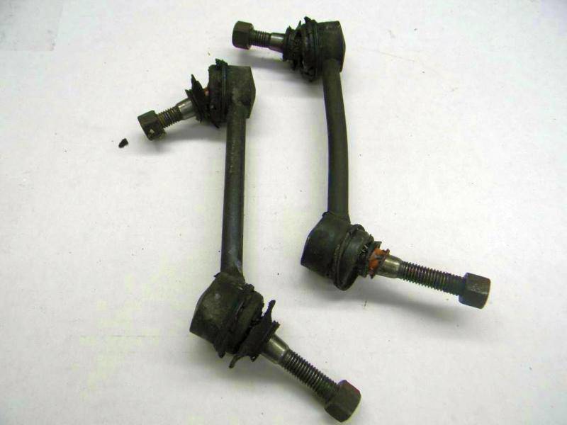 Front Stabilizer Bar End Link.jpg