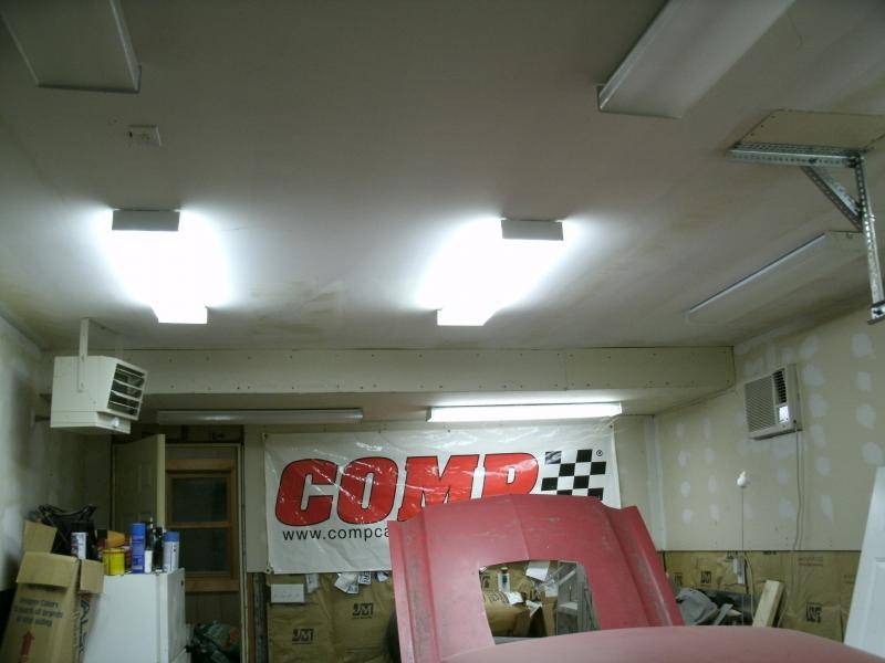 garage.jpg