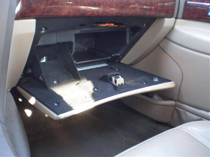 glove box 1.jpg