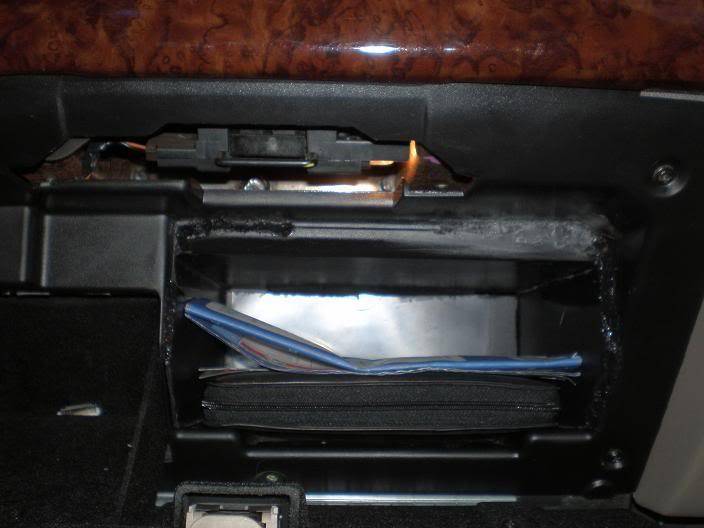 glovebox3.jpg