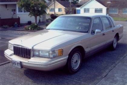 Gold 92 Cartier.jpg