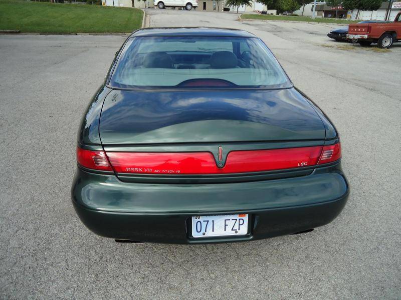 Green 98 004a.jpg