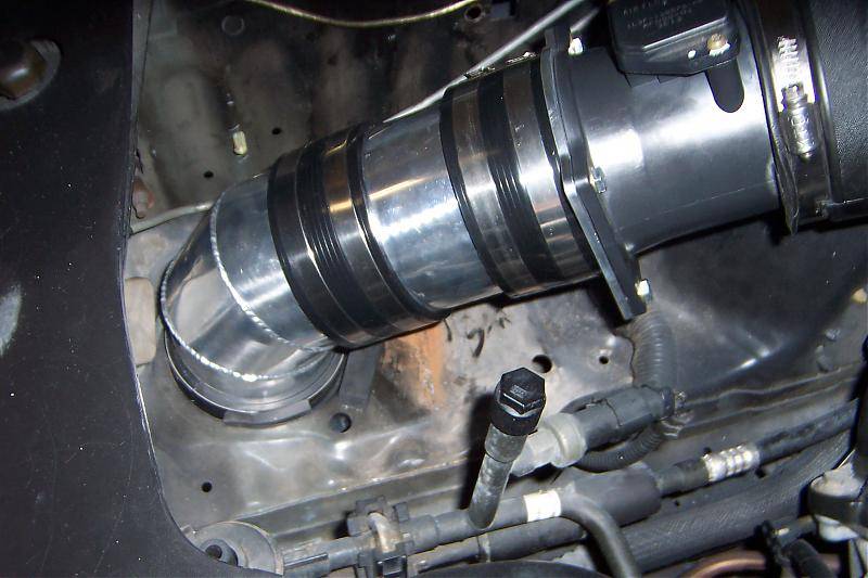 Injectors%20and%20MAF%20004.jpg