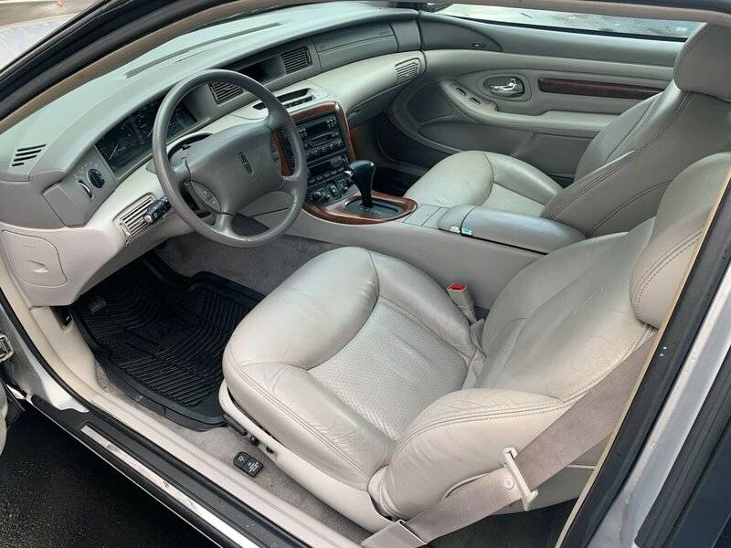 interior 2.jpg
