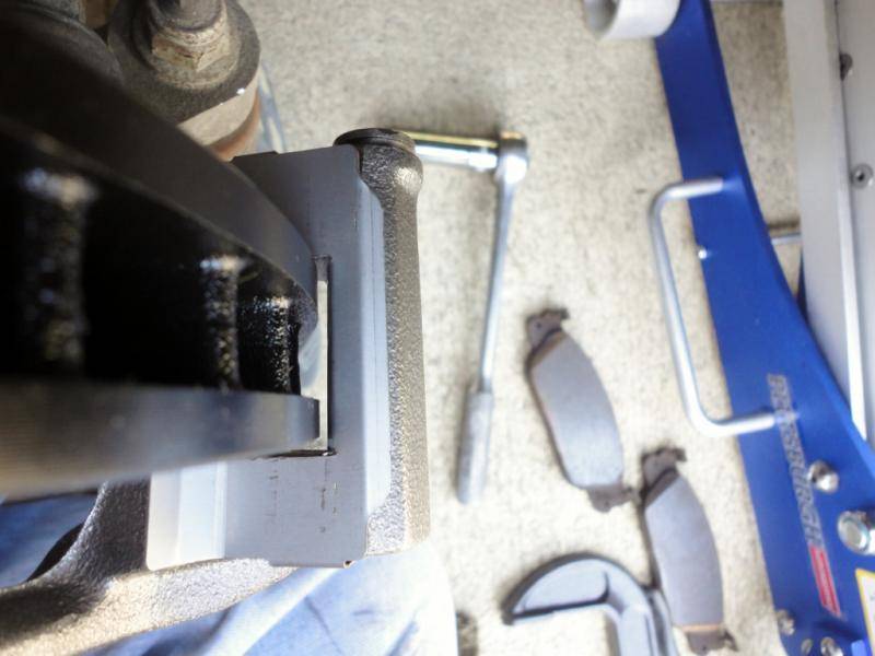Jaguar 12.6 front brake upgrade #1.jpg