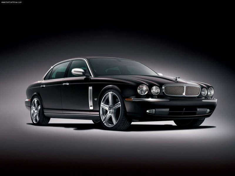 Jaguar-Super_V8_2006_800x600_wallpaper_01.jpg