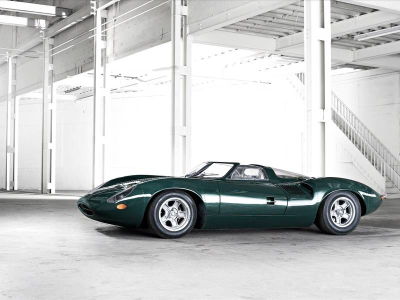 jaguar75yearsxj13lside.jpg