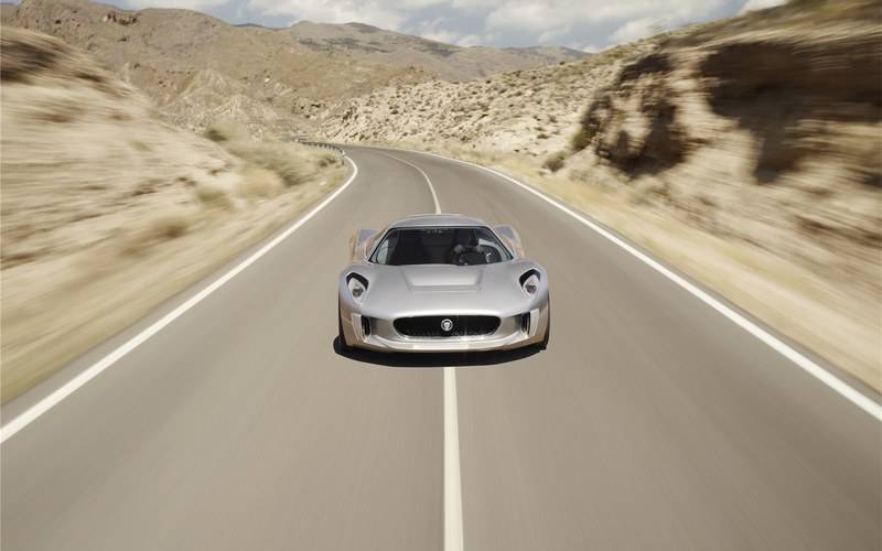 jaguarcx75conceptfronto.jpg