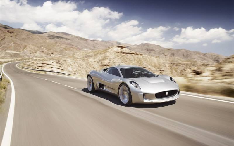 jaguarcx75conceptrfonro.jpg