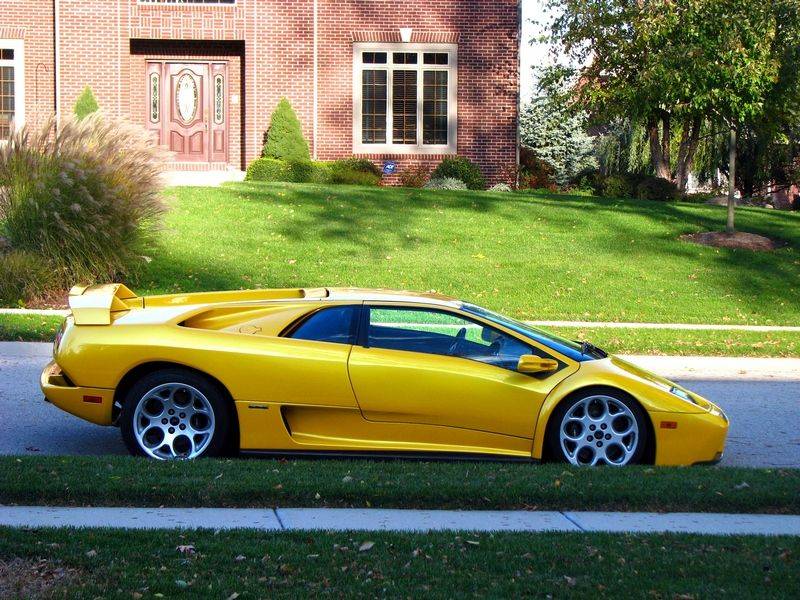 lamborghinidiabloyellow.jpg