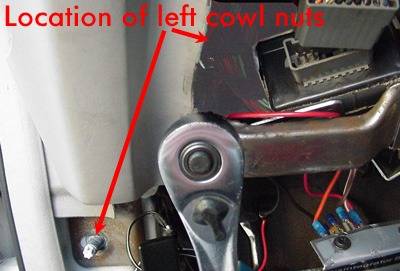 left_cowl_bolts.jpg
