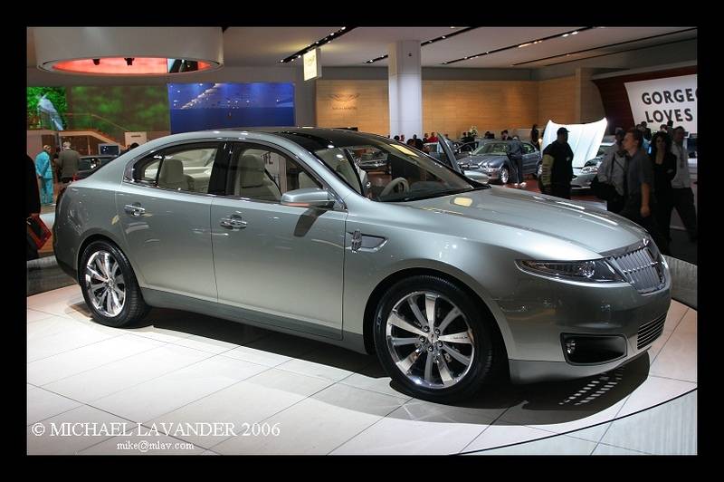 Lincoln%20MKS%20e.jpg