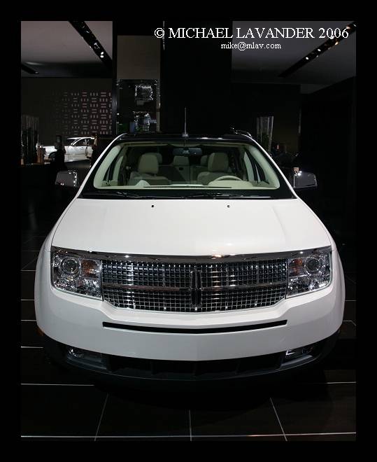 Lincoln%20MKX%20a.jpg