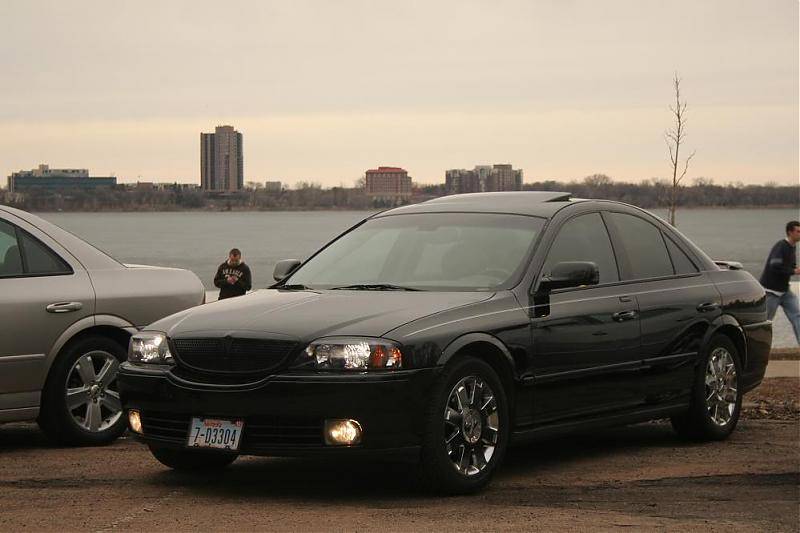 Lincoln LS.jpg