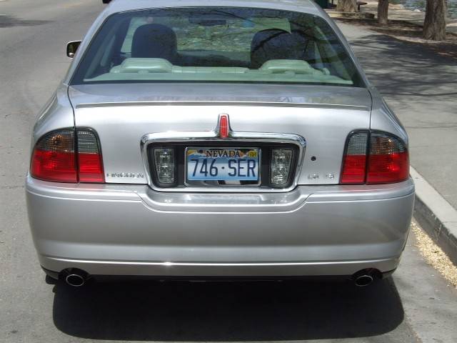 Lincoln LS M Lip0001.JPG
