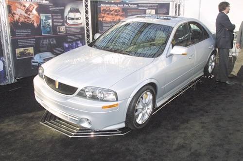 Lincoln LS Mclaren.jpg