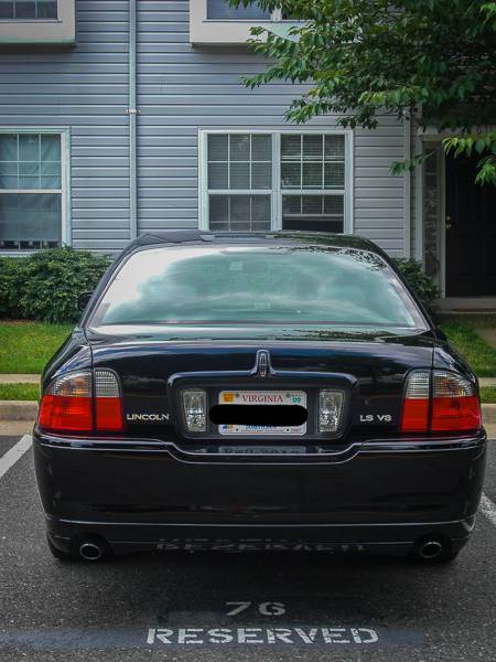 Lincoln LS - Repaired Rear.jpg
