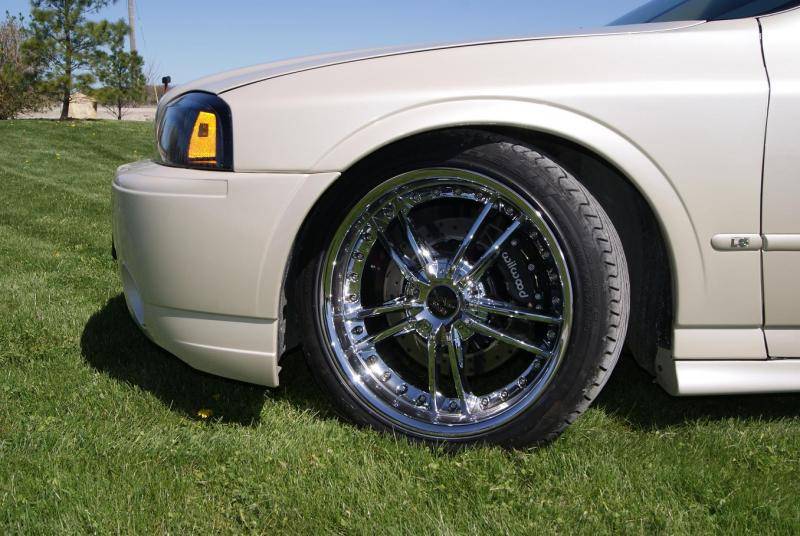 lincoln ls wilwood.jpg