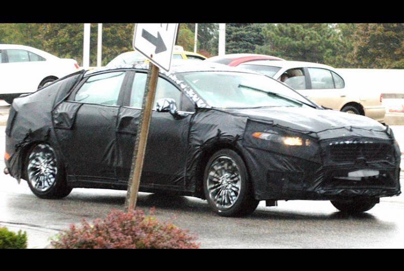 lincoln-mks-02-1011-xln-96706640.jpg