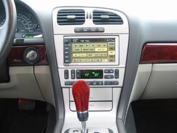 lincoln_ls_v8sport_2006_dashboard_11_346x270.jpg