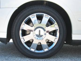 lincoln_ls_v8sport_2006_exterior_8_346x270.jpg