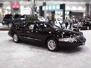 lincoln_mark_viii_02_show.jpg