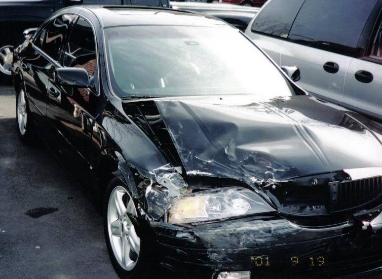 lincoln_wrecked.jpg