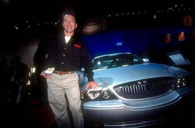 LincolnLS@SEMA-01.JPG