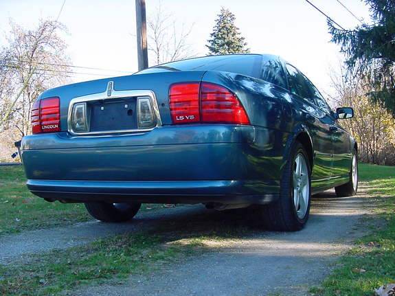 LincolnsLS6.jpg