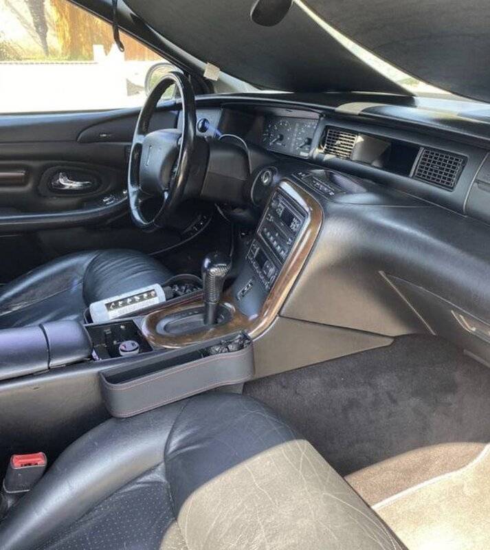 lincon interior.jpg