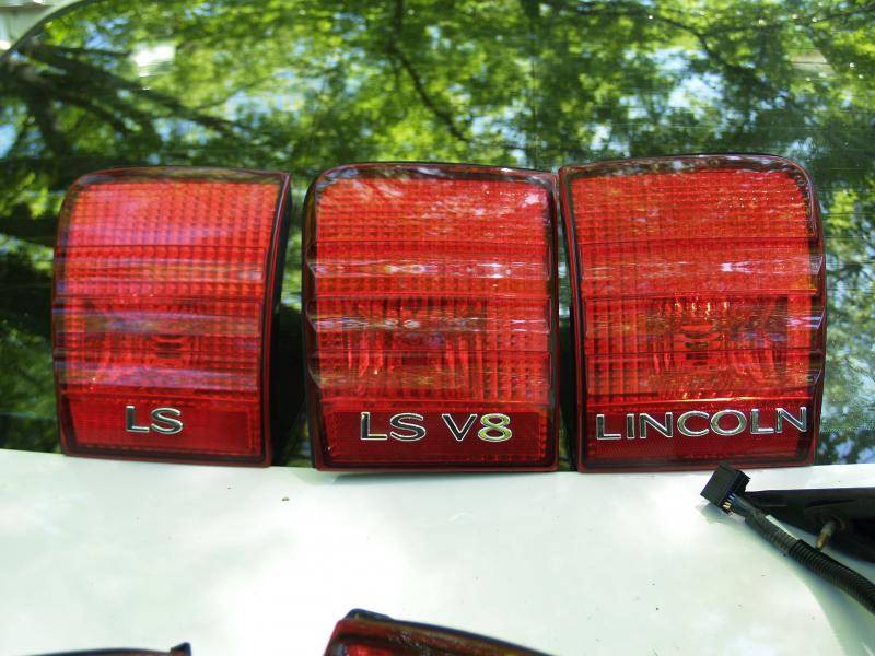 LS trunk reflectors.jpg