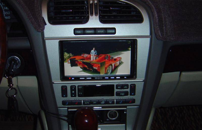 LS wKenwood DDX2019 Jan 2008b.jpg