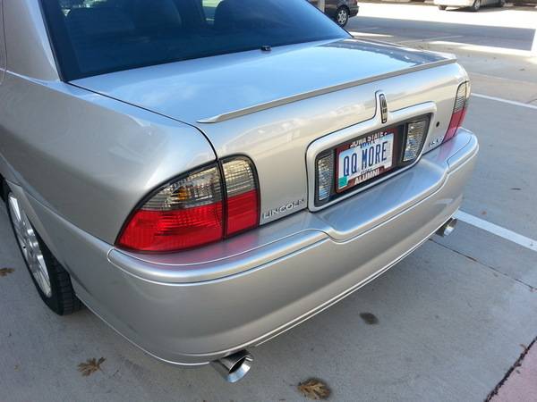 lvc_back_002.jpg