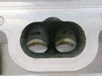 m5lp_0412_04_+ford_four_valve_heads+second_gen_ford_dohc_heads.jpg