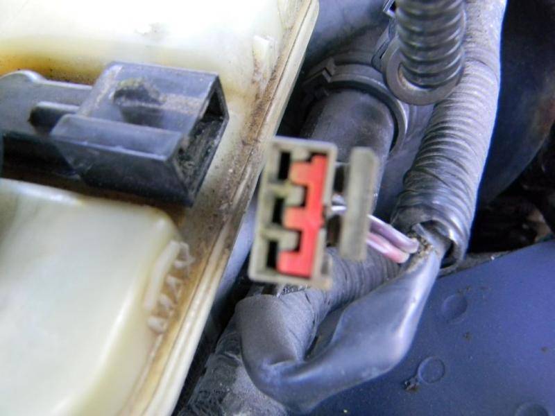Master Cylinder plug (2).jpg
