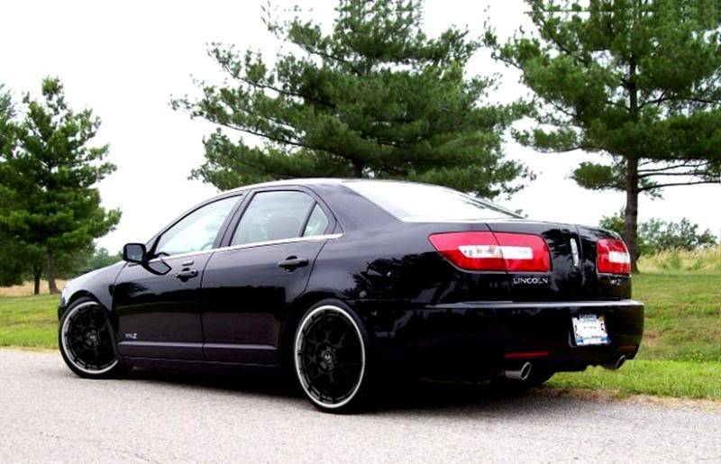 MKZ_lwrd_rims.jpg