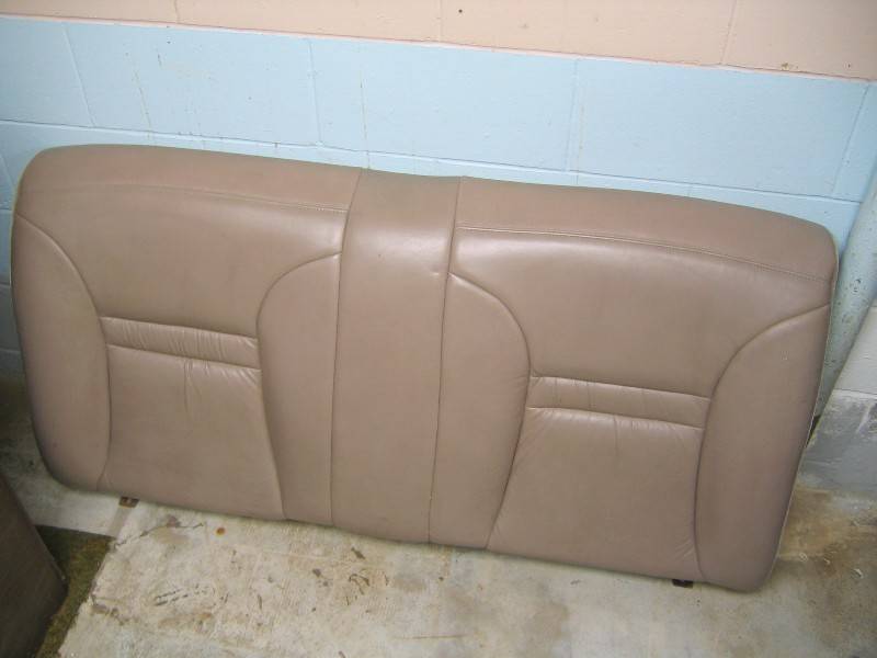 Mocha_RearSeat1.JPG