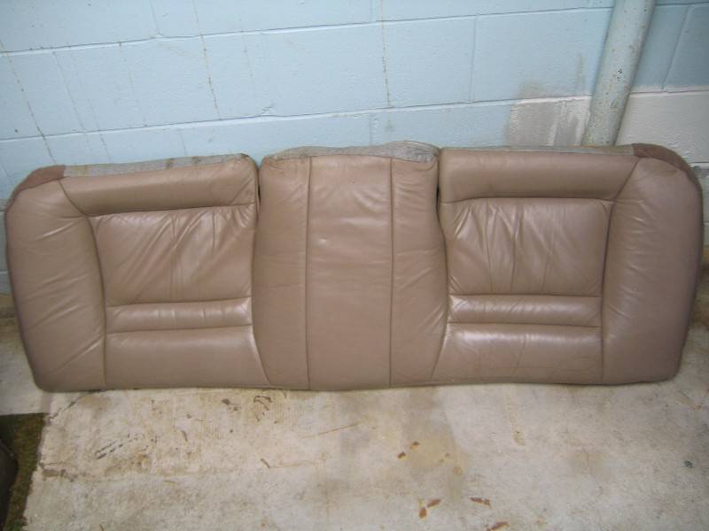 Mocha_RearSeat2.JPG