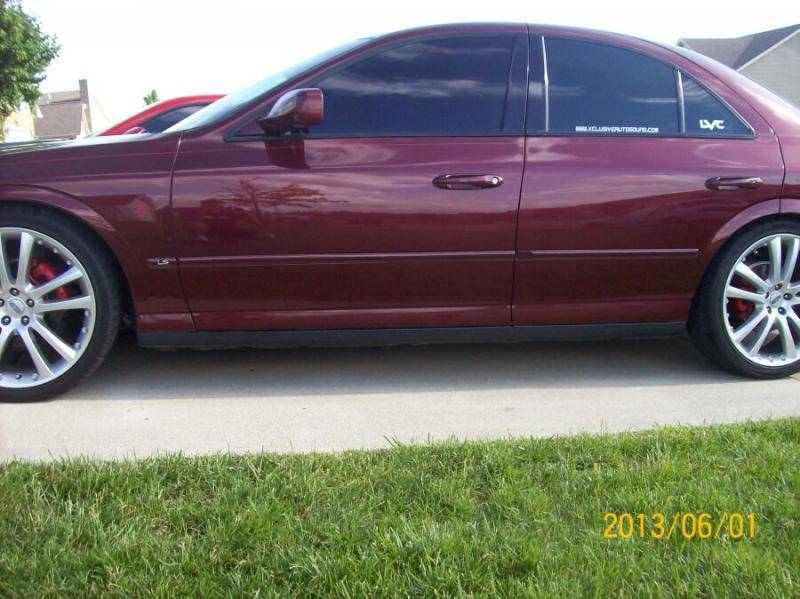 No side skirts 01.jpg