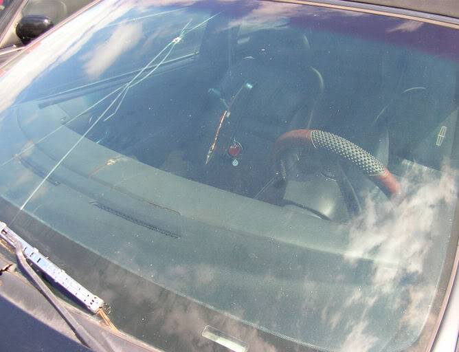 Nowhascrackedwindshield.jpg