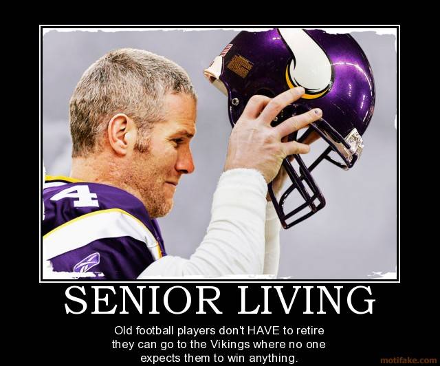 r-living-packers-vikings-football-n.jpg
