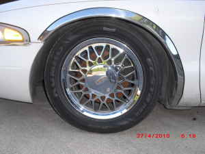 Rare%20Mark%20VIII%20wheel%20rim.jpg