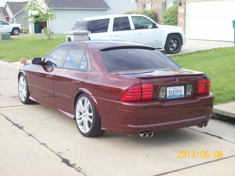 Roof spoiler 01.jpg