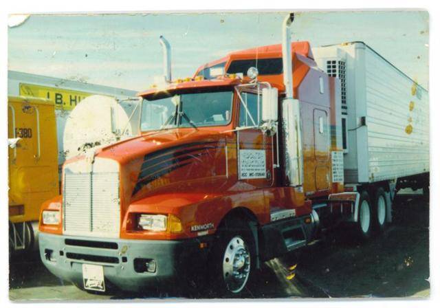 semi 001 (Small).jpg