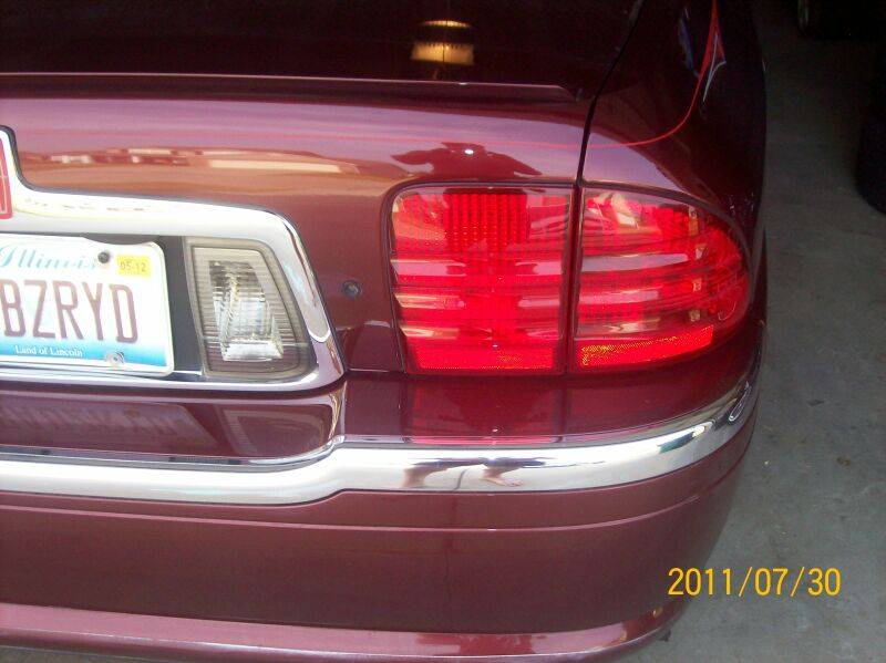 Taillight Debadging 02.jpg