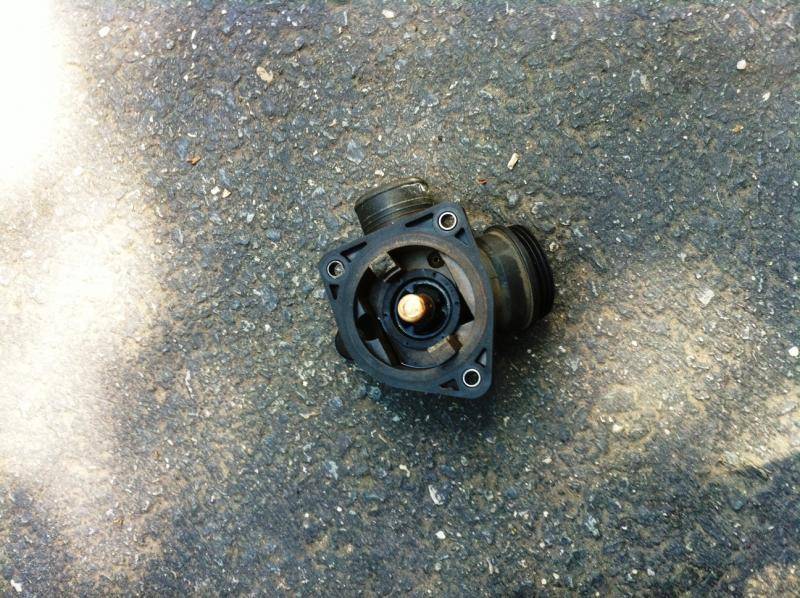 thermostat housing.jpg