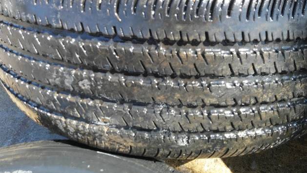 tread3.jpg